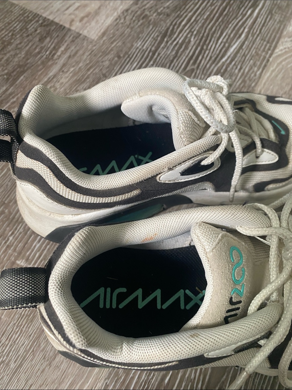 Nike Cream, Black & Teal Runner Sneakers - Picture 7 of 9